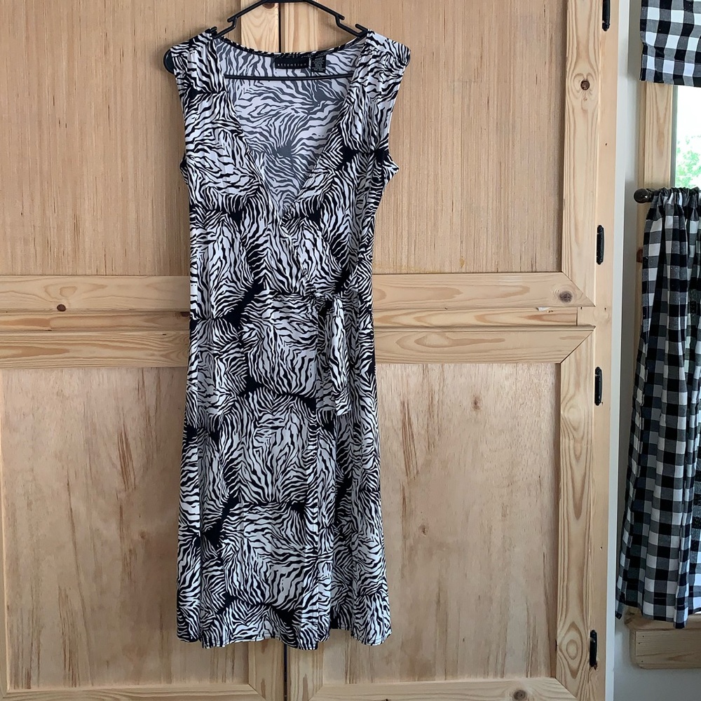 Attention black/white modest Faux wrap dress size XS